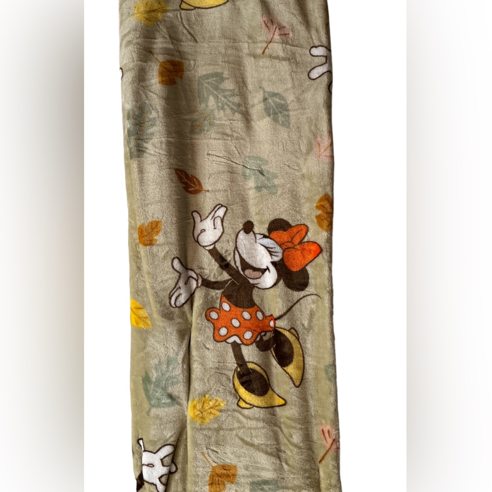 NWT Disney Mickey & Minnie Mouse Autumn Plush Throw Blanket